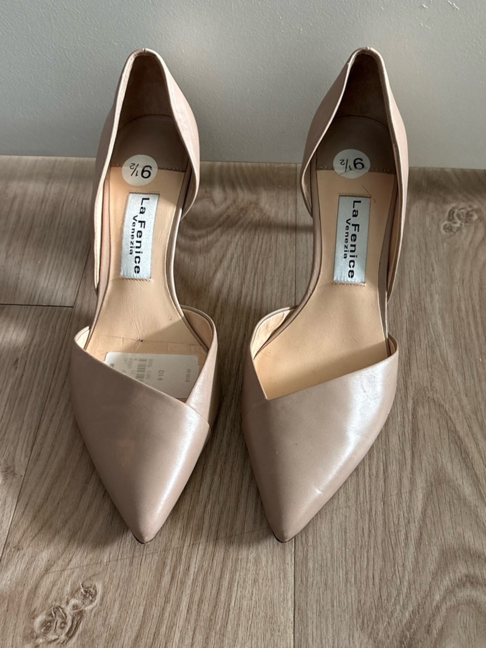 Women's Nude Pointed-Toe Heels